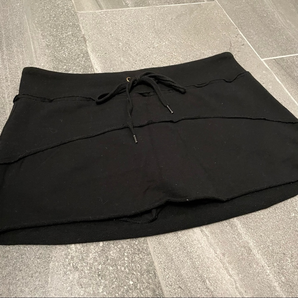 ❤️2/$30 90s black mini skirt/skort